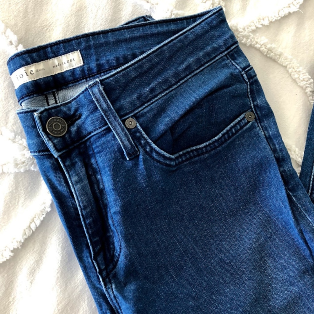 ***SOLD*** Joie Viola Mid-Rise Skinny Jeans